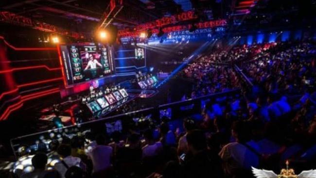 朱凯谈到 Invictus Gaming 教练：他在原则上有问题，我对Daeny的印象不好